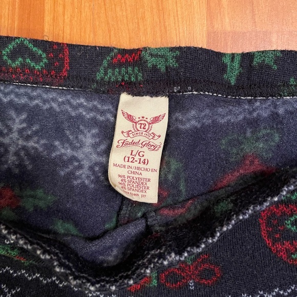 Warm Fleece lined Christmas Leggings - Picture 4 of 8